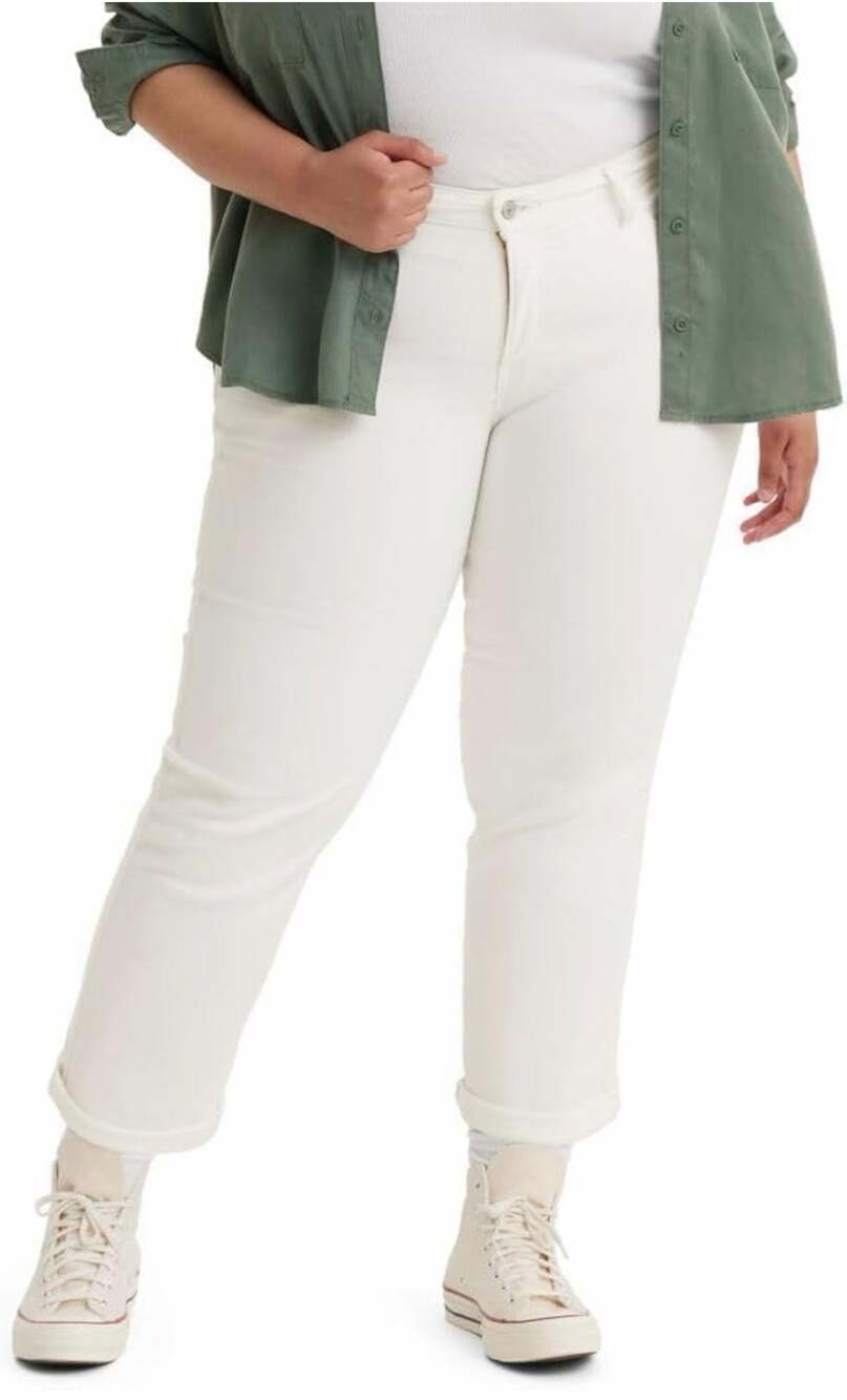 Levi's Women's Plus Size Boyfriend Jeans, Size 26W
